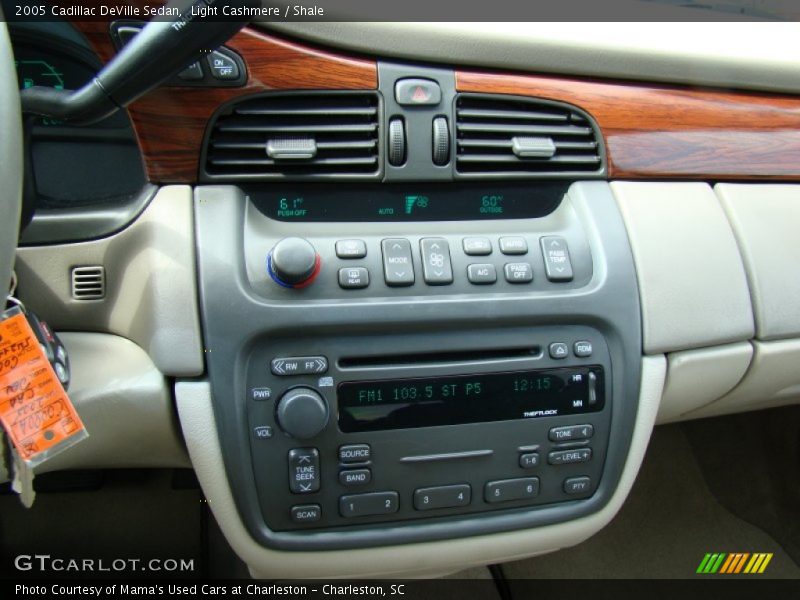 Controls of 2005 DeVille Sedan