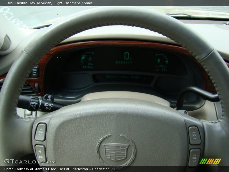Light Cashmere / Shale 2005 Cadillac DeVille Sedan