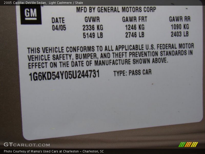 Light Cashmere / Shale 2005 Cadillac DeVille Sedan