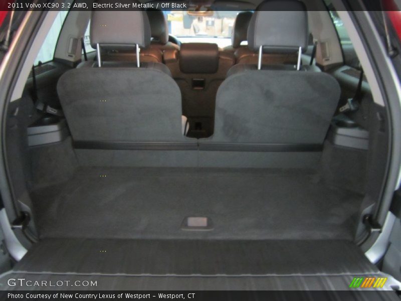 Electric Silver Metallic / Off Black 2011 Volvo XC90 3.2 AWD