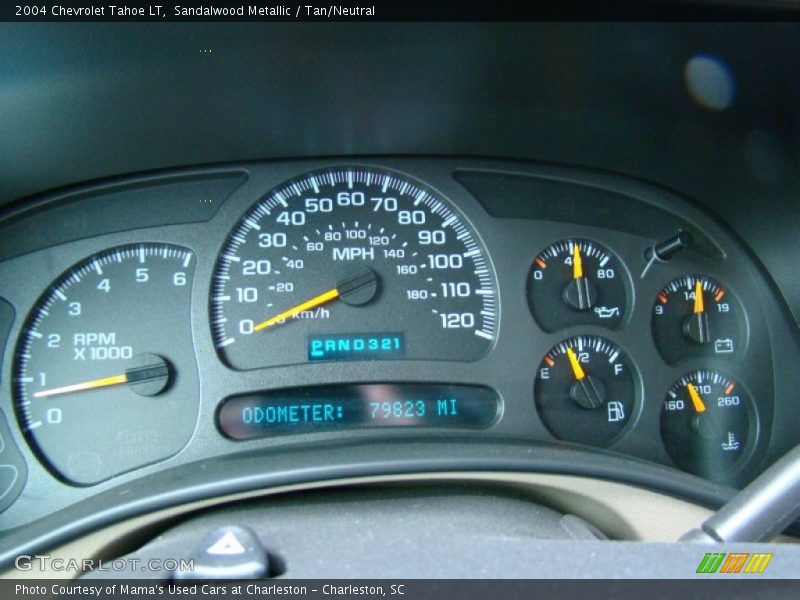 Sandalwood Metallic / Tan/Neutral 2004 Chevrolet Tahoe LT