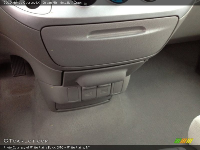 Ocean Mist Metallic / Gray 2010 Honda Odyssey LX
