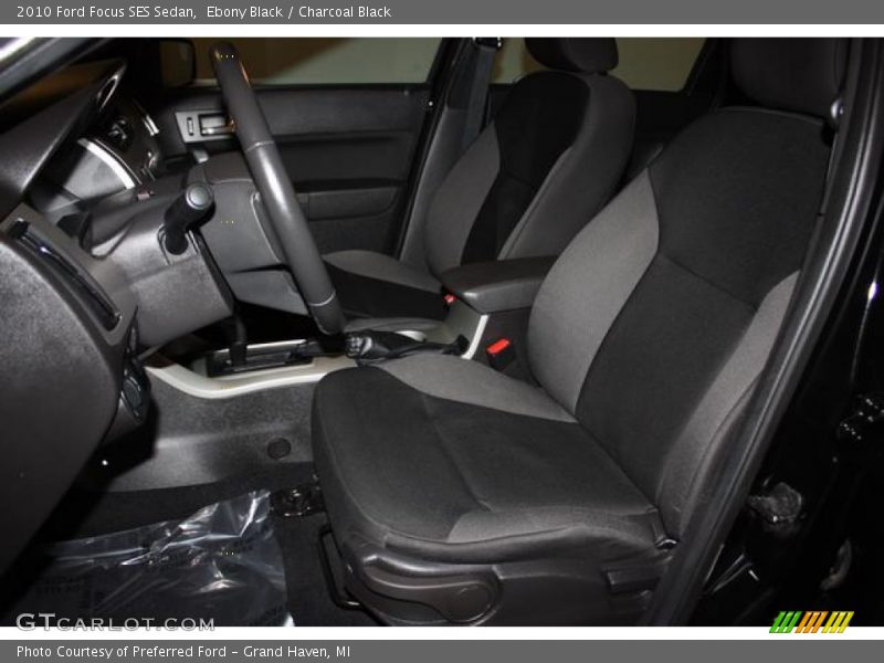 Ebony Black / Charcoal Black 2010 Ford Focus SES Sedan