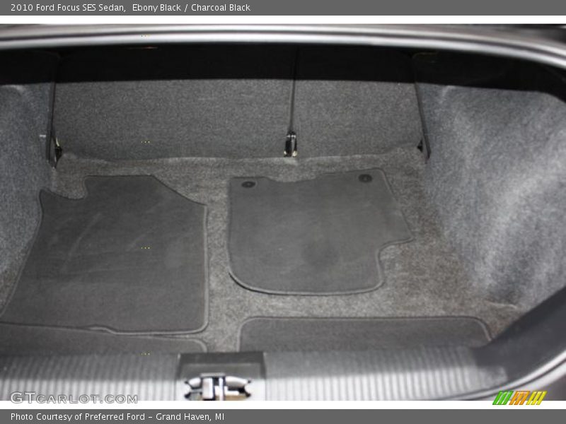 Ebony Black / Charcoal Black 2010 Ford Focus SES Sedan