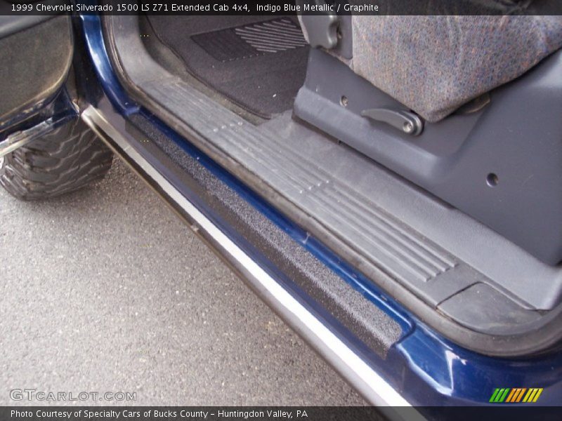 Indigo Blue Metallic / Graphite 1999 Chevrolet Silverado 1500 LS Z71 Extended Cab 4x4