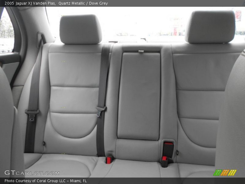 Quartz Metallic / Dove Grey 2005 Jaguar XJ Vanden Plas