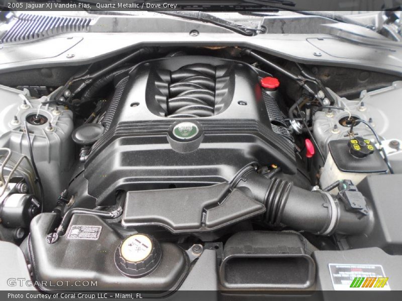 Quartz Metallic / Dove Grey 2005 Jaguar XJ Vanden Plas