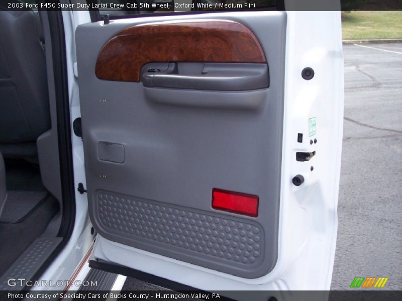Door Panel of 2003 F450 Super Duty Lariat Crew Cab 5th Wheel