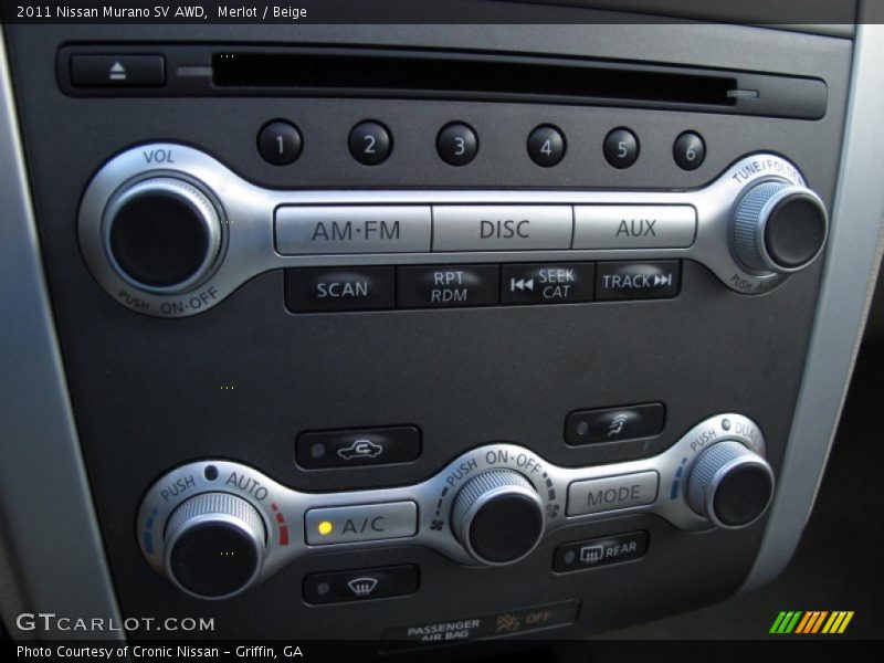 Controls of 2011 Murano SV AWD