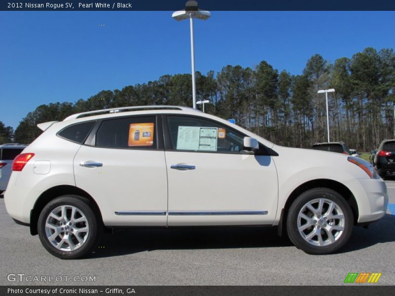 Pearl White / Black 2012 Nissan Rogue SV