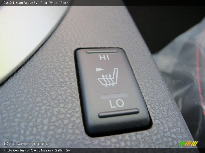 Pearl White / Black 2012 Nissan Rogue SV