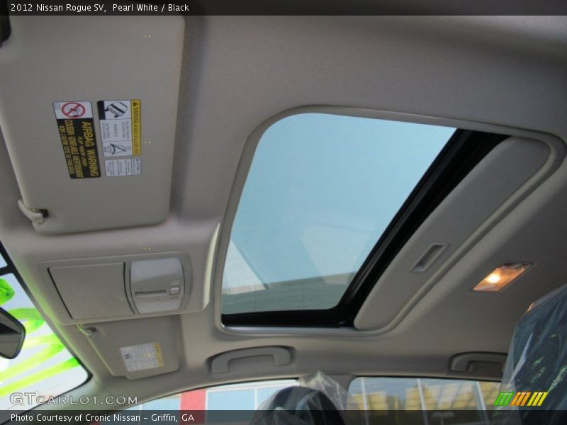 Pearl White / Black 2012 Nissan Rogue SV