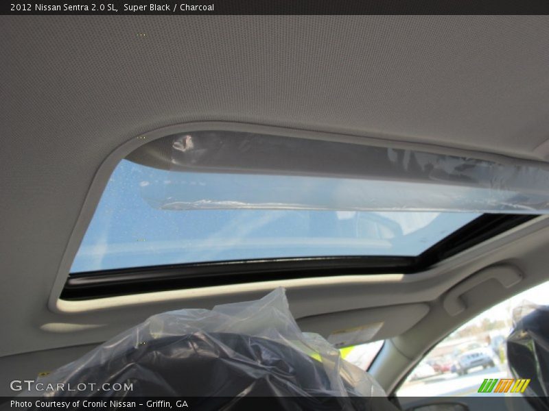 Super Black / Charcoal 2012 Nissan Sentra 2.0 SL