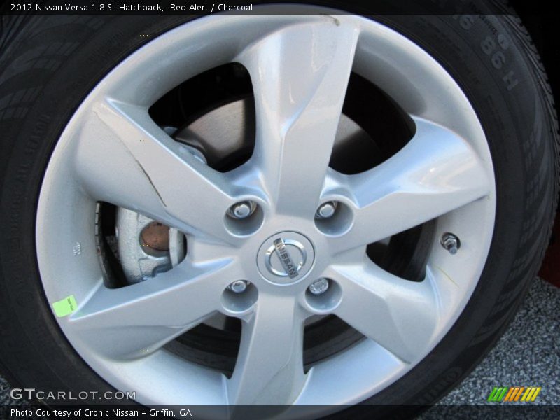  2012 Versa 1.8 SL Hatchback Wheel