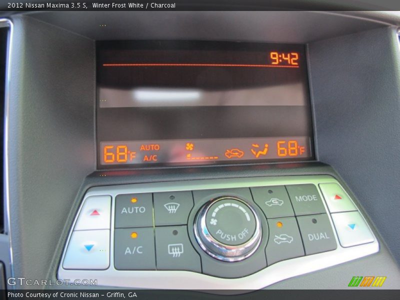 Controls of 2012 Maxima 3.5 S