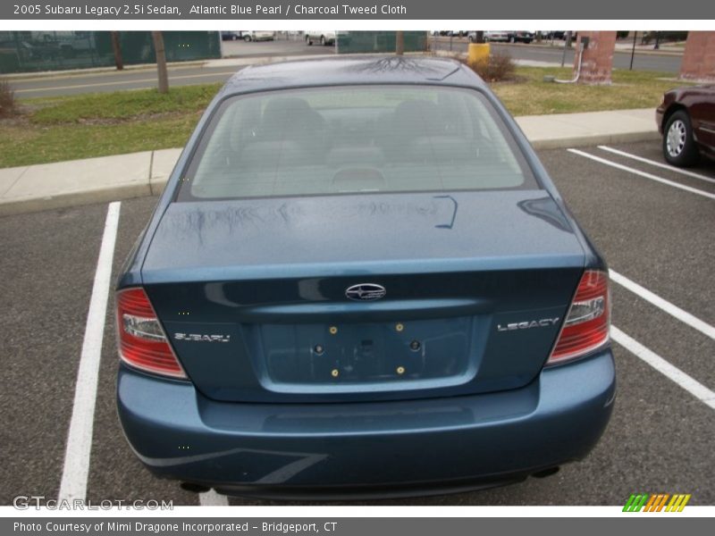 Atlantic Blue Pearl / Charcoal Tweed Cloth 2005 Subaru Legacy 2.5i Sedan