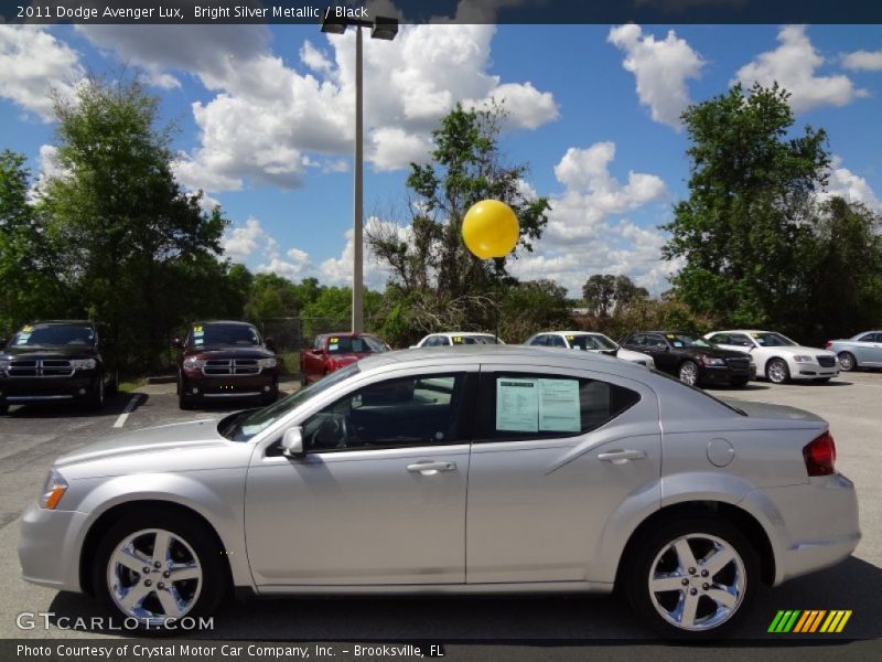 Bright Silver Metallic / Black 2011 Dodge Avenger Lux