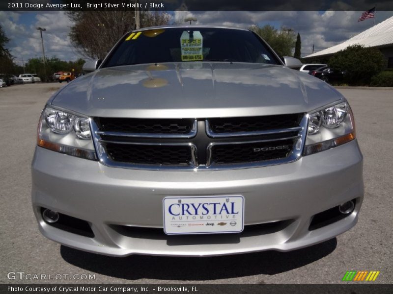 Bright Silver Metallic / Black 2011 Dodge Avenger Lux