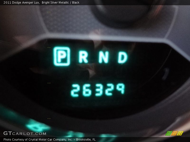 Bright Silver Metallic / Black 2011 Dodge Avenger Lux