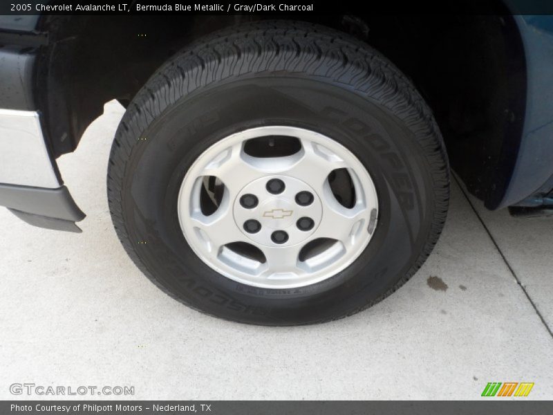 Bermuda Blue Metallic / Gray/Dark Charcoal 2005 Chevrolet Avalanche LT