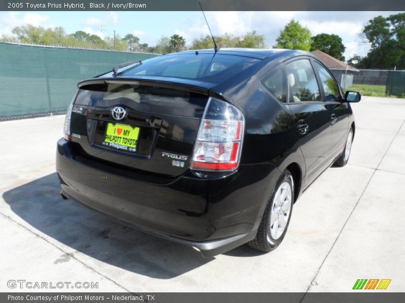 Black / Ivory/Brown 2005 Toyota Prius Hybrid