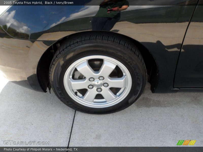 Black / Ivory/Brown 2005 Toyota Prius Hybrid
