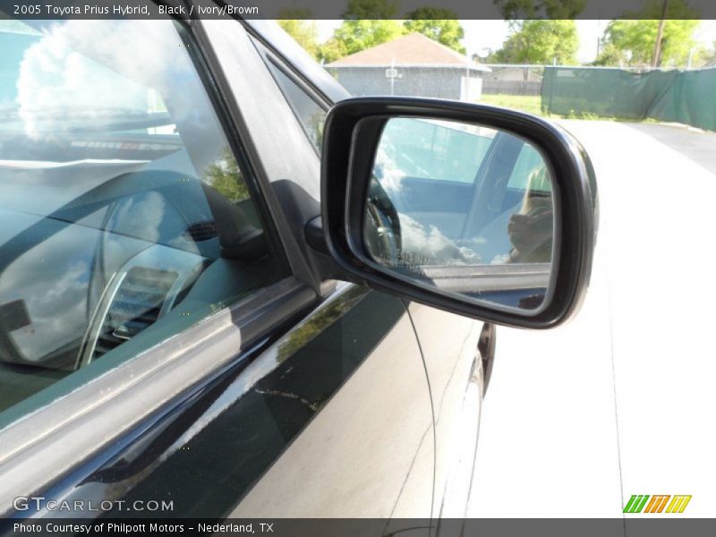 Black / Ivory/Brown 2005 Toyota Prius Hybrid