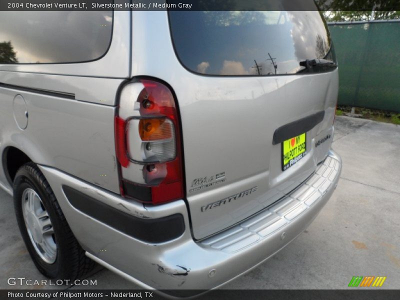 Silverstone Metallic / Medium Gray 2004 Chevrolet Venture LT