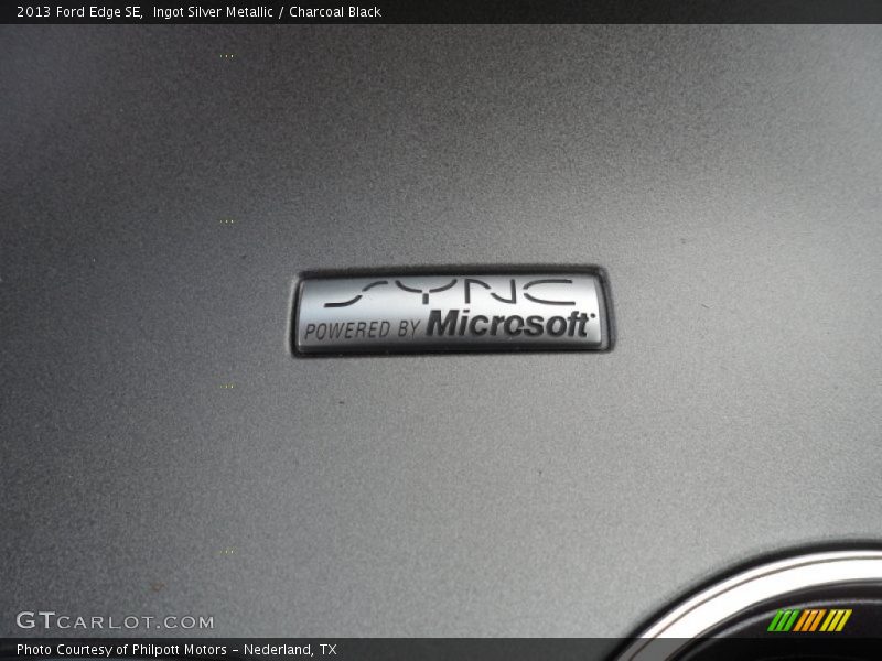 Ingot Silver Metallic / Charcoal Black 2013 Ford Edge SE