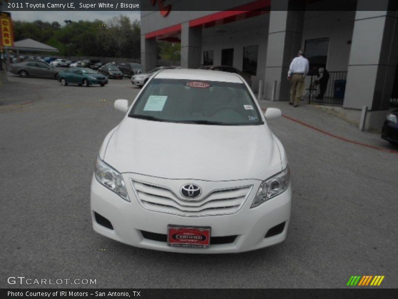 Super White / Bisque 2011 Toyota Camry LE