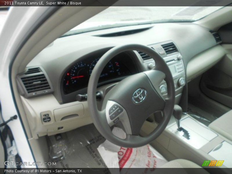 Super White / Bisque 2011 Toyota Camry LE