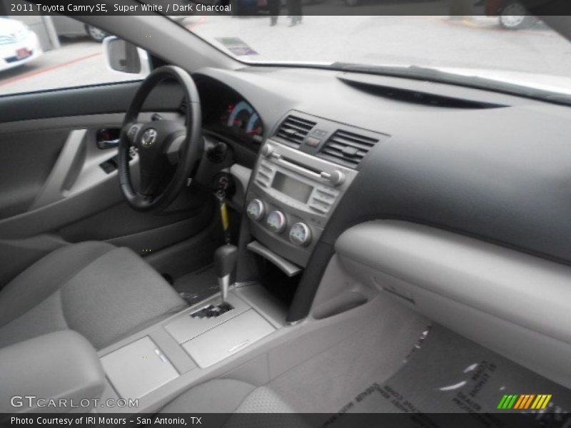 Super White / Dark Charcoal 2011 Toyota Camry SE