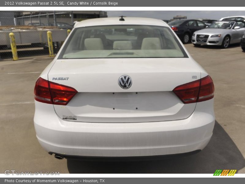 Candy White / Cornsilk Beige 2012 Volkswagen Passat 2.5L SE