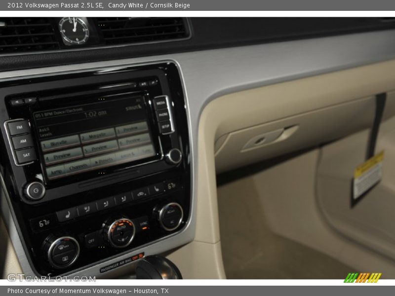 Candy White / Cornsilk Beige 2012 Volkswagen Passat 2.5L SE