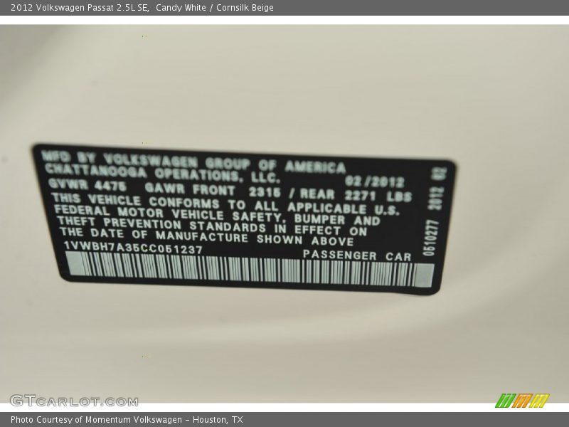 Candy White / Cornsilk Beige 2012 Volkswagen Passat 2.5L SE