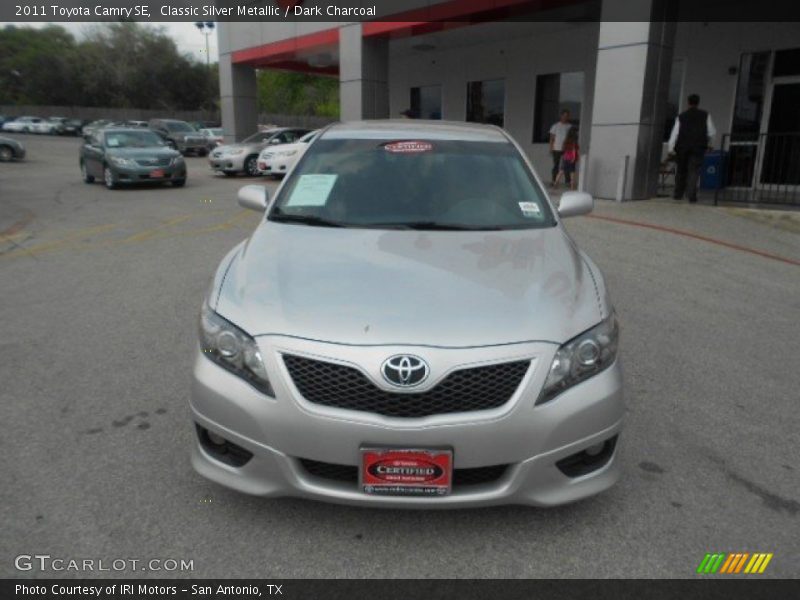 Classic Silver Metallic / Dark Charcoal 2011 Toyota Camry SE