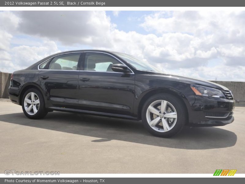 Black / Cornsilk Beige 2012 Volkswagen Passat 2.5L SE