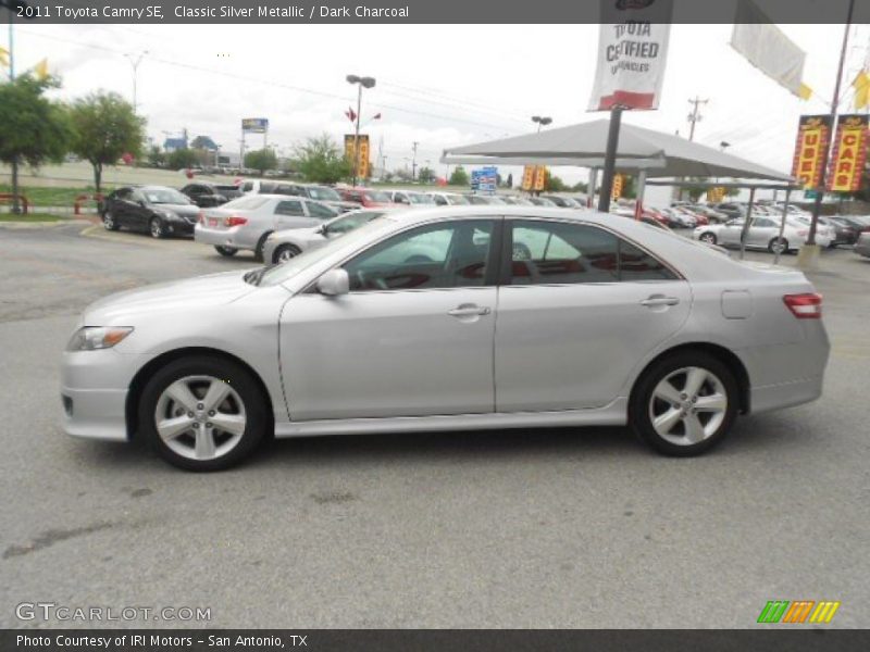 Classic Silver Metallic / Dark Charcoal 2011 Toyota Camry SE