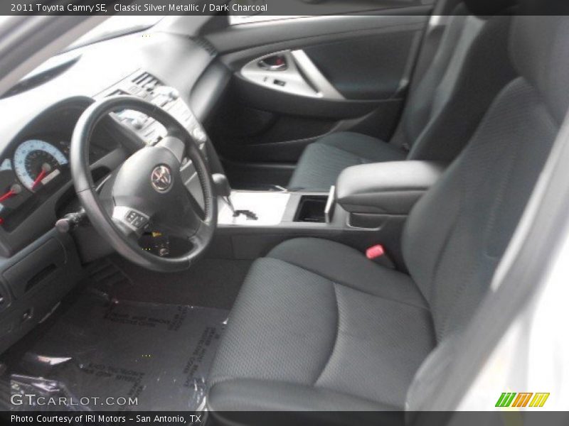 Classic Silver Metallic / Dark Charcoal 2011 Toyota Camry SE