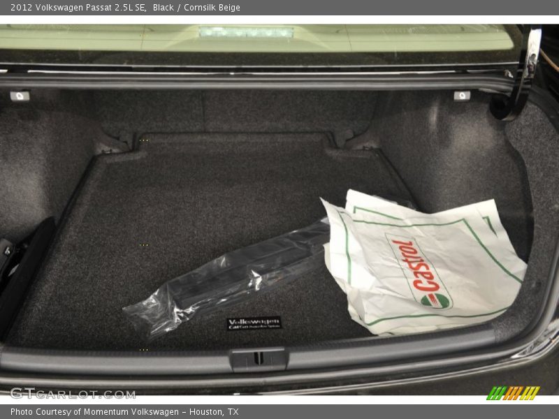 Black / Cornsilk Beige 2012 Volkswagen Passat 2.5L SE