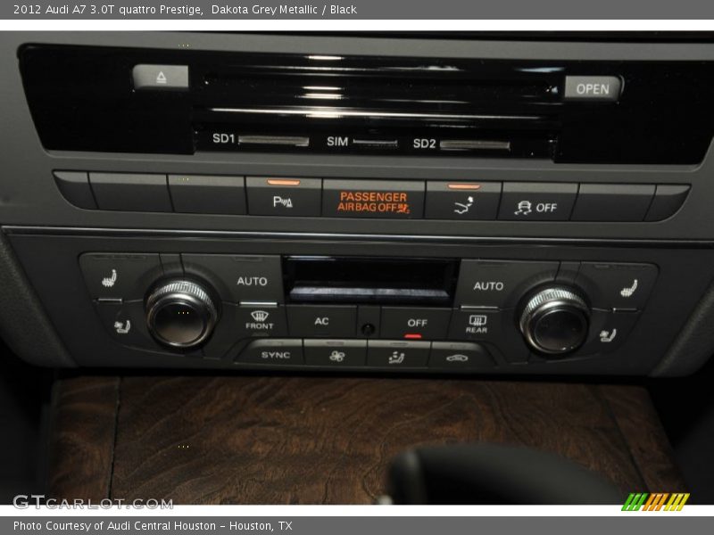 Controls of 2012 A7 3.0T quattro Prestige