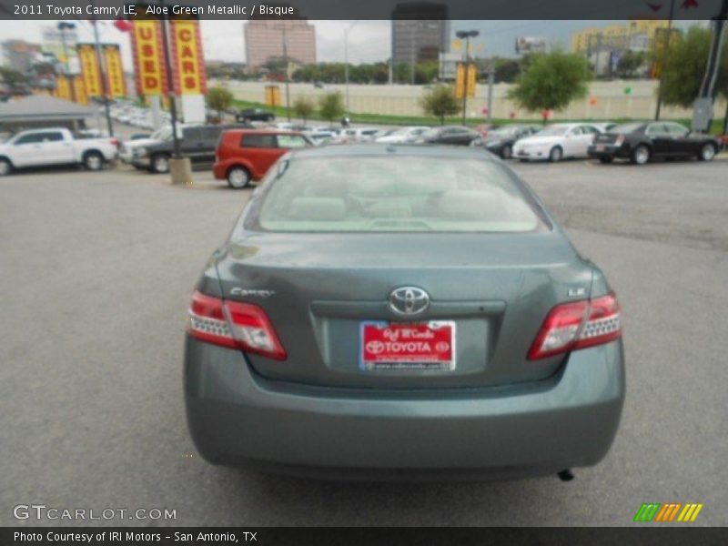 Aloe Green Metallic / Bisque 2011 Toyota Camry LE