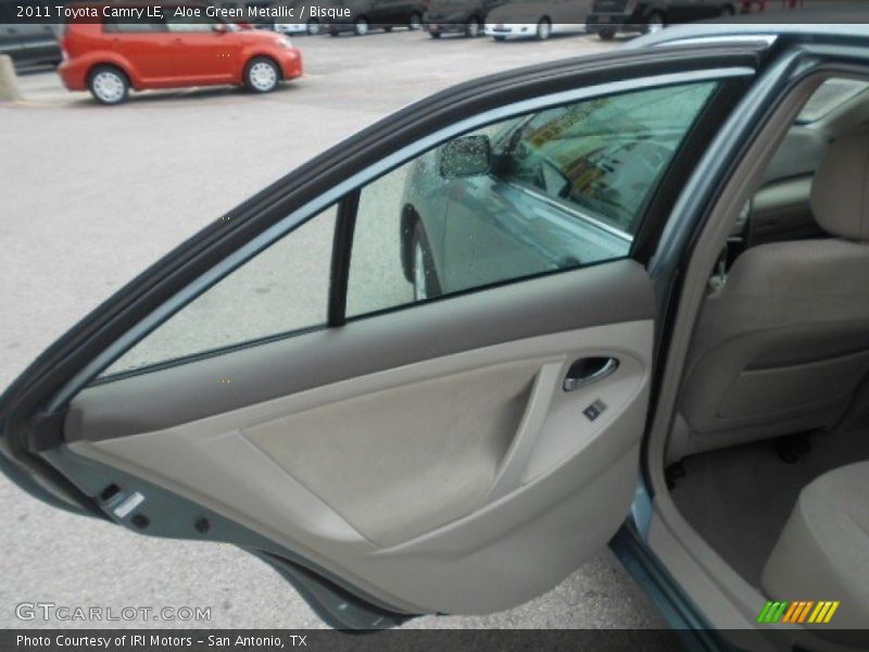 Aloe Green Metallic / Bisque 2011 Toyota Camry LE
