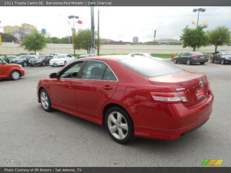 Barcelona Red Metallic / Dark Charcoal 2011 Toyota Camry SE