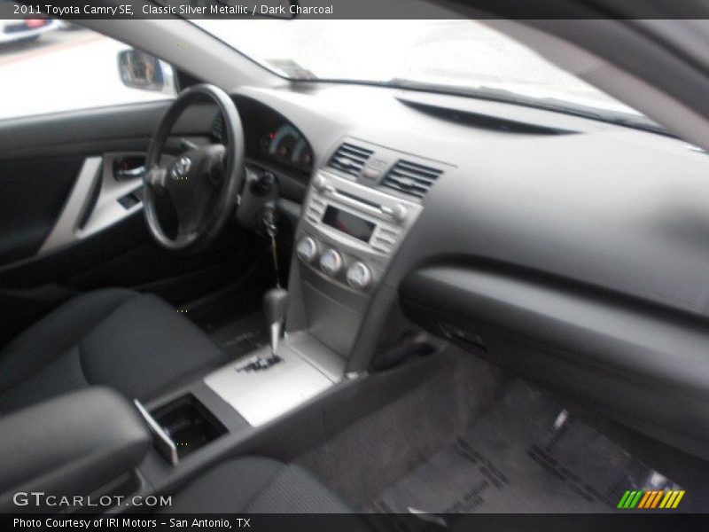 Classic Silver Metallic / Dark Charcoal 2011 Toyota Camry SE