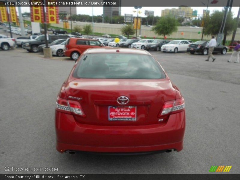 Barcelona Red Metallic / Dark Charcoal 2011 Toyota Camry SE