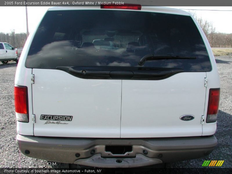 Oxford White / Medium Pebble 2005 Ford Excursion Eddie Bauer 4x4