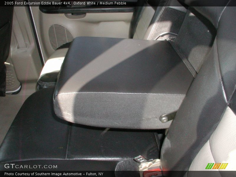 Oxford White / Medium Pebble 2005 Ford Excursion Eddie Bauer 4x4