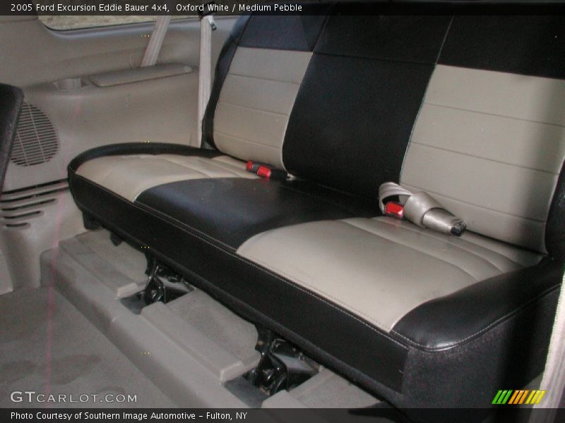 Oxford White / Medium Pebble 2005 Ford Excursion Eddie Bauer 4x4