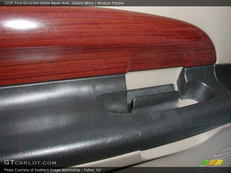 Oxford White / Medium Pebble 2005 Ford Excursion Eddie Bauer 4x4